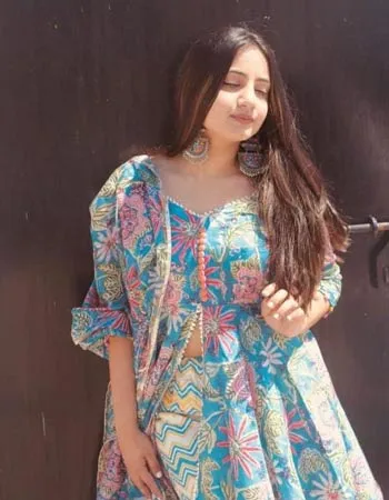cheap call girls in Darjeeling